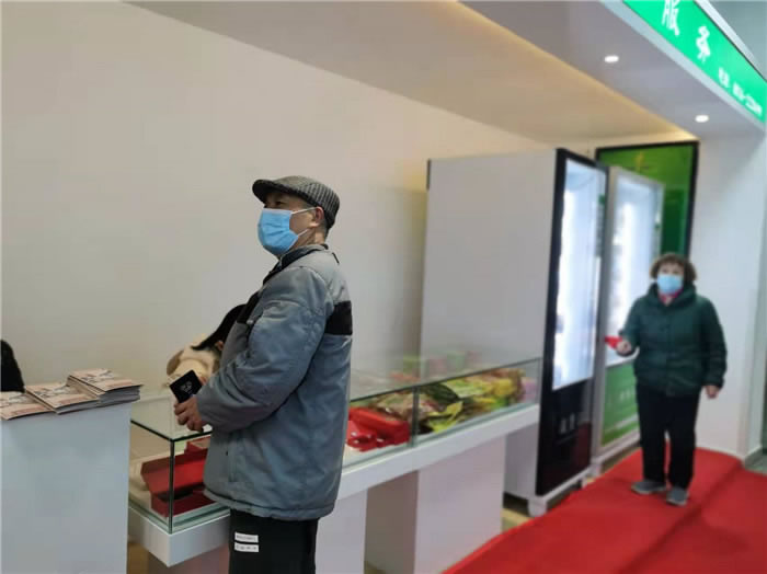 四川中青旅綿陽分社、綿陽市中旅假日旅行社、綿陽自來文化傳播有限公司24H自助售貨服務(wù)盛大開業(yè)