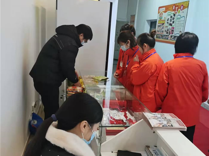 四川中青旅綿陽分社、綿陽市中旅假日旅行社、綿陽自來文化傳播有限公司24H自助售貨服務(wù)盛大開業(yè)